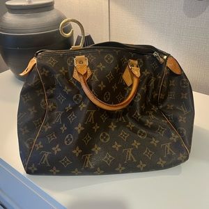 Louis Vuitton speedy 30 AUTHENTIC